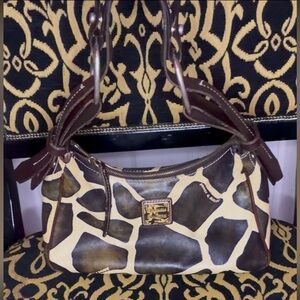 Dooney & Bourke Giraffe Print Shoulder Bag 🦒